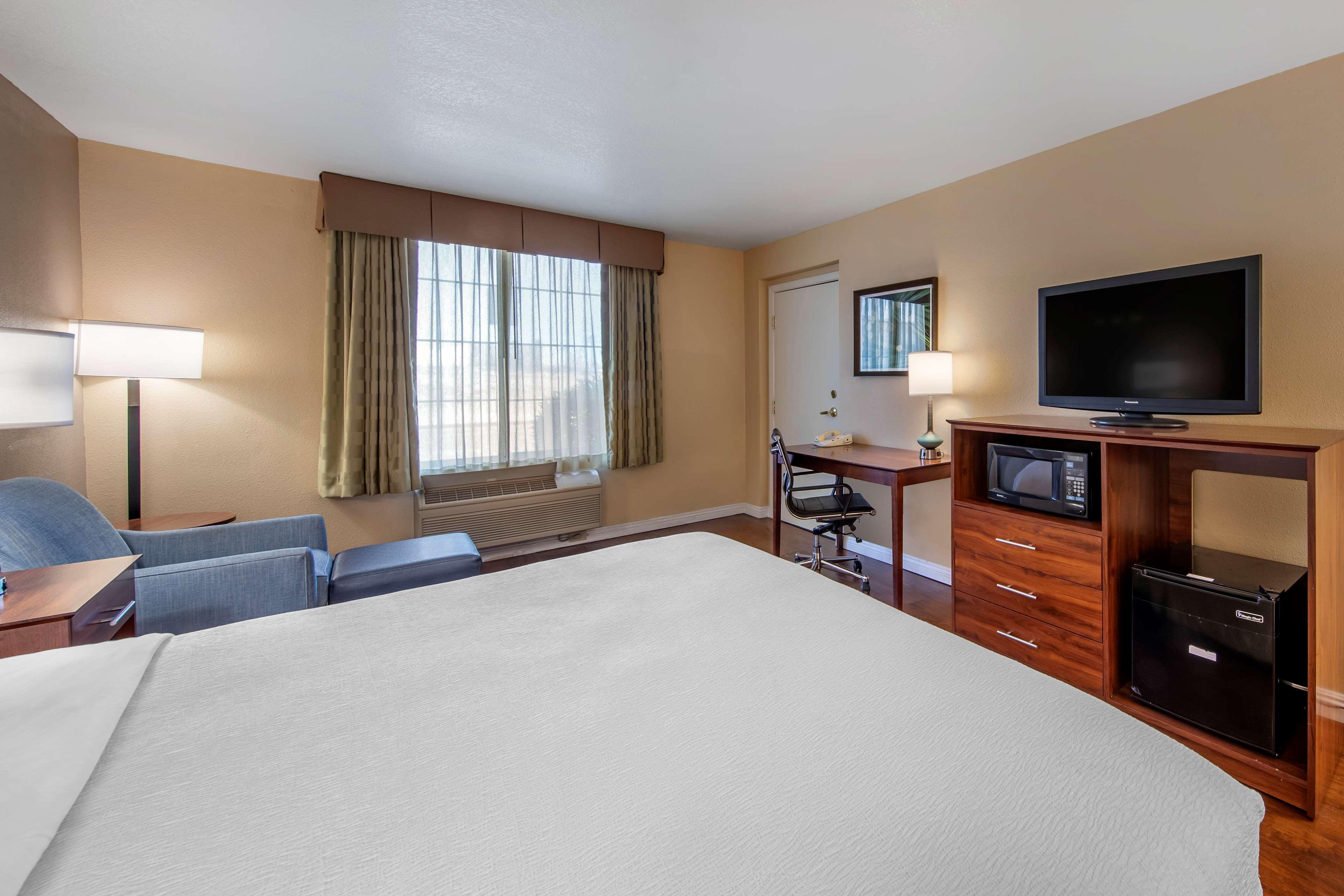 Western John Jay Inn&suites Palmdale