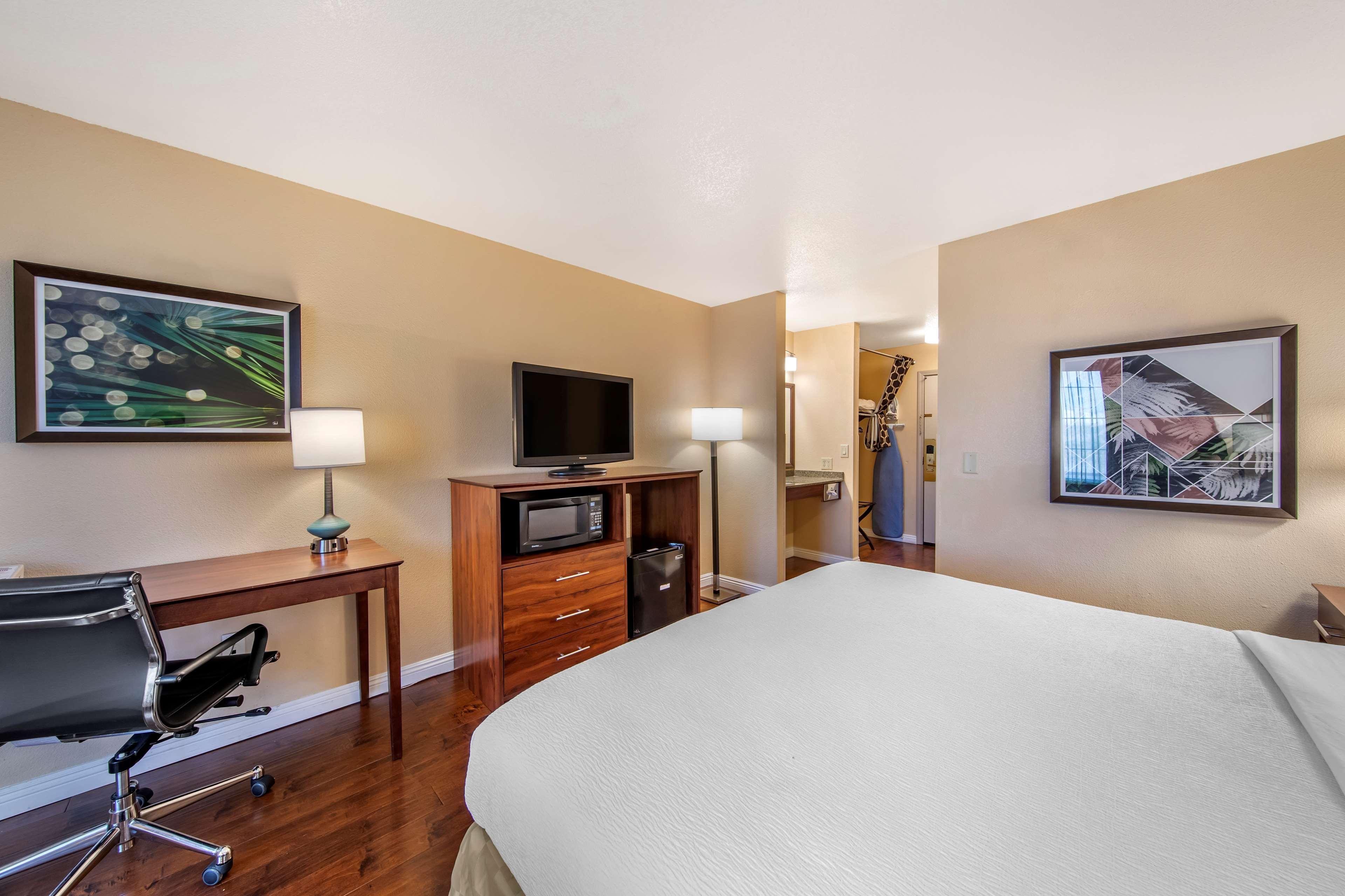 Western John Jay Inn&suites Palmdale