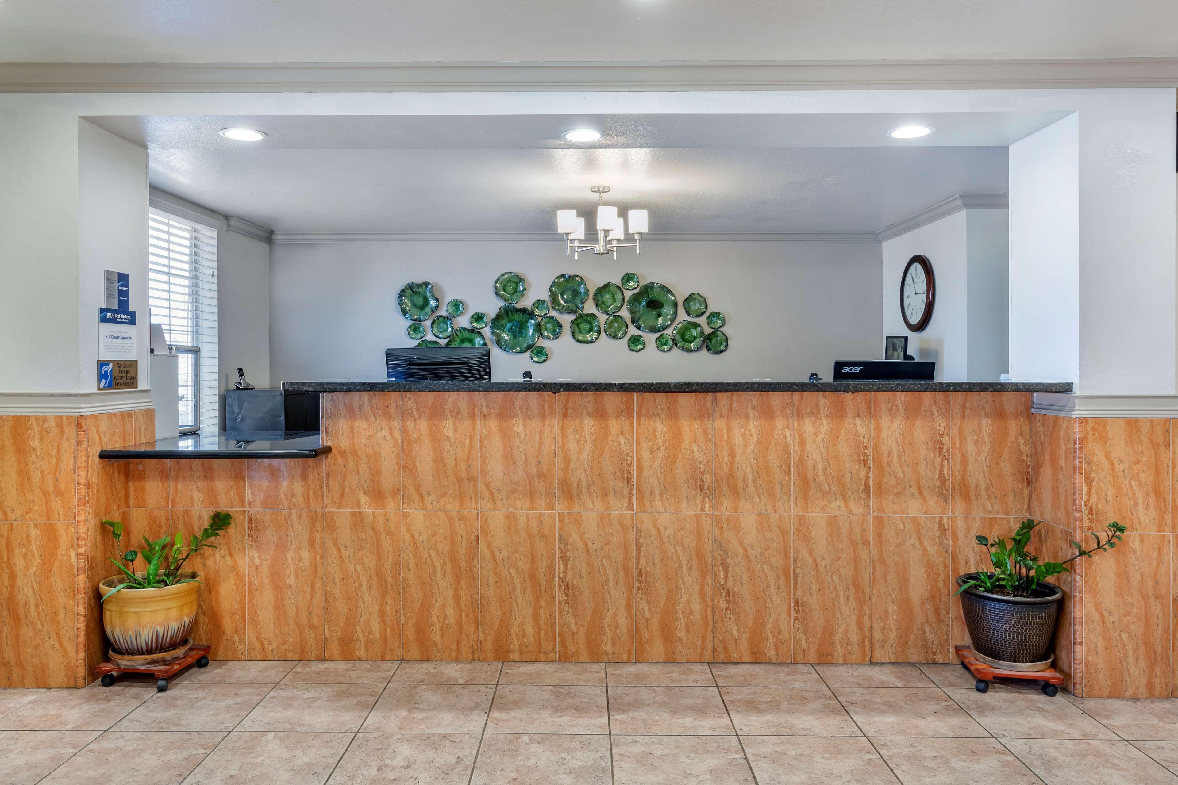 Western John Jay Inn&suites 3*