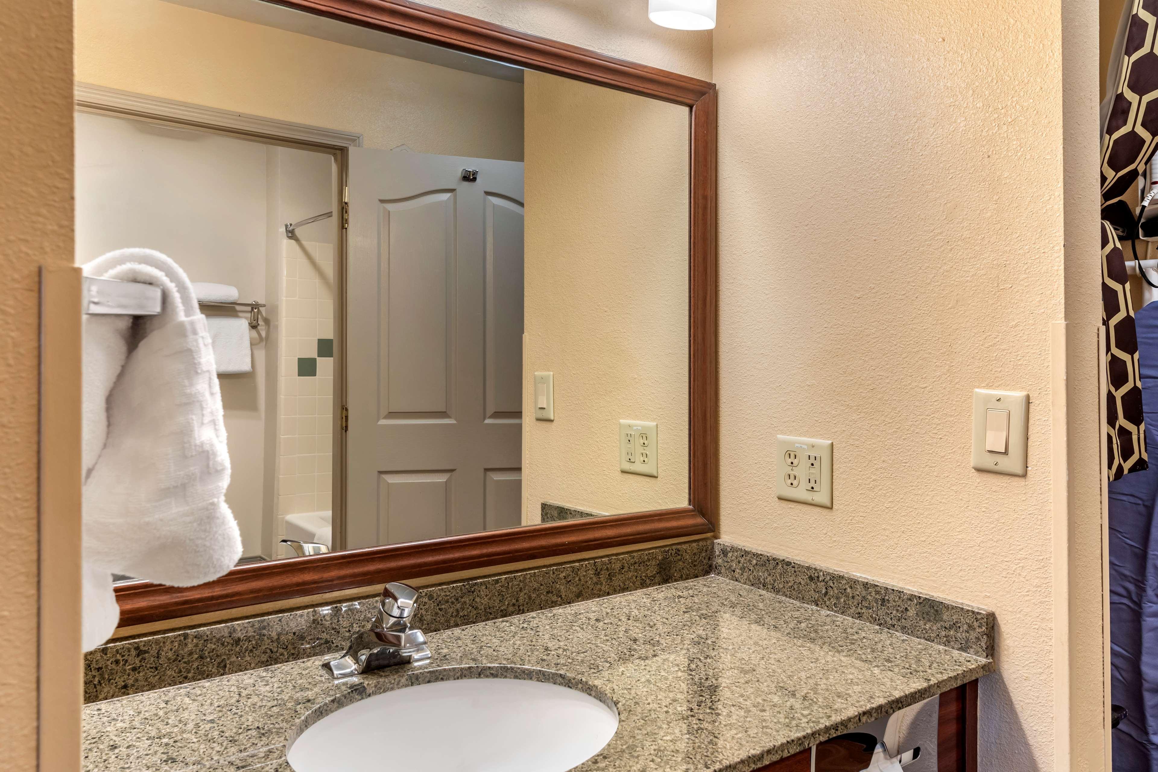 Western John Jay Inn&suites Hotel