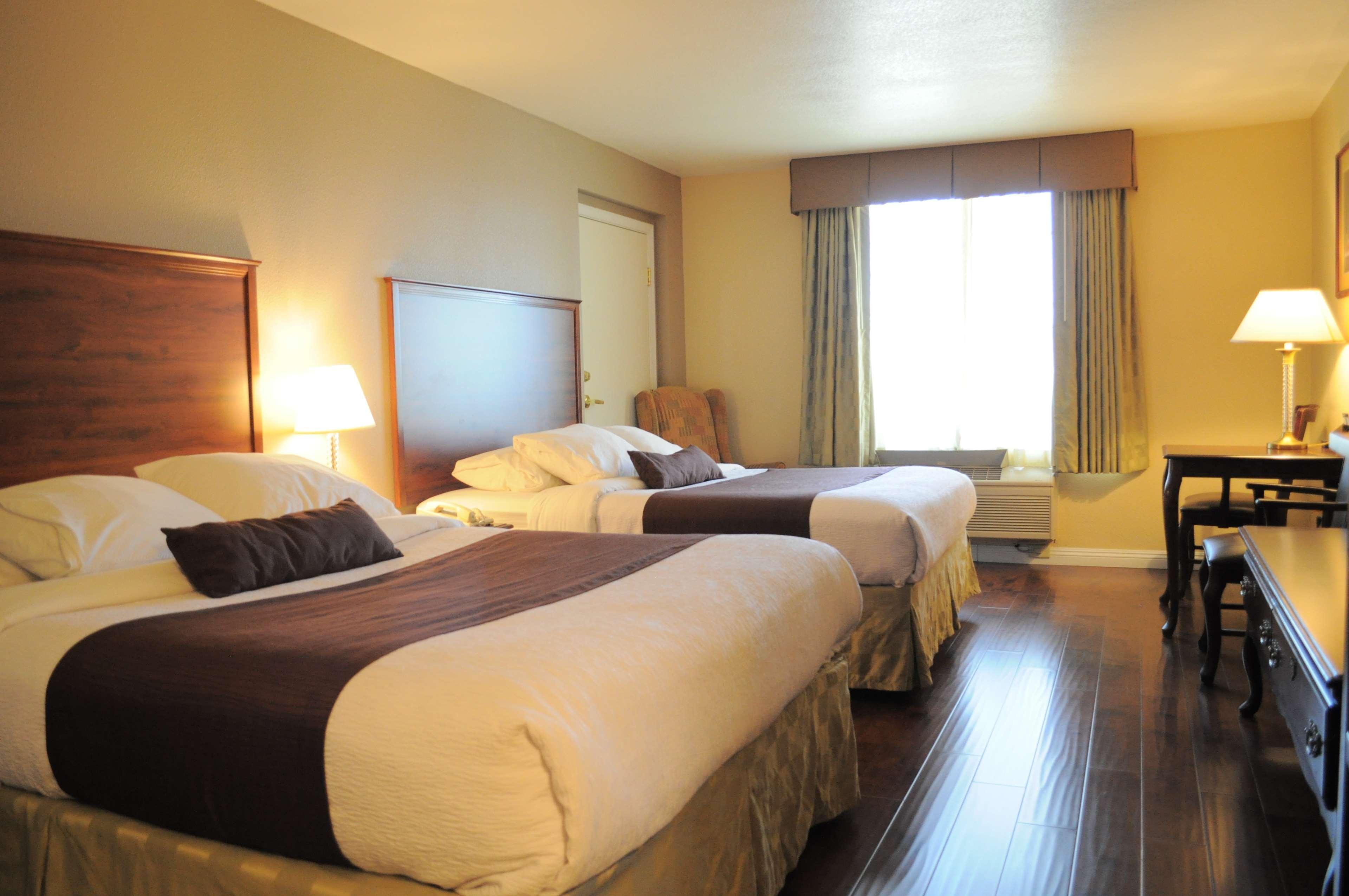 Hotel Western John Jay Inn&suites 3*