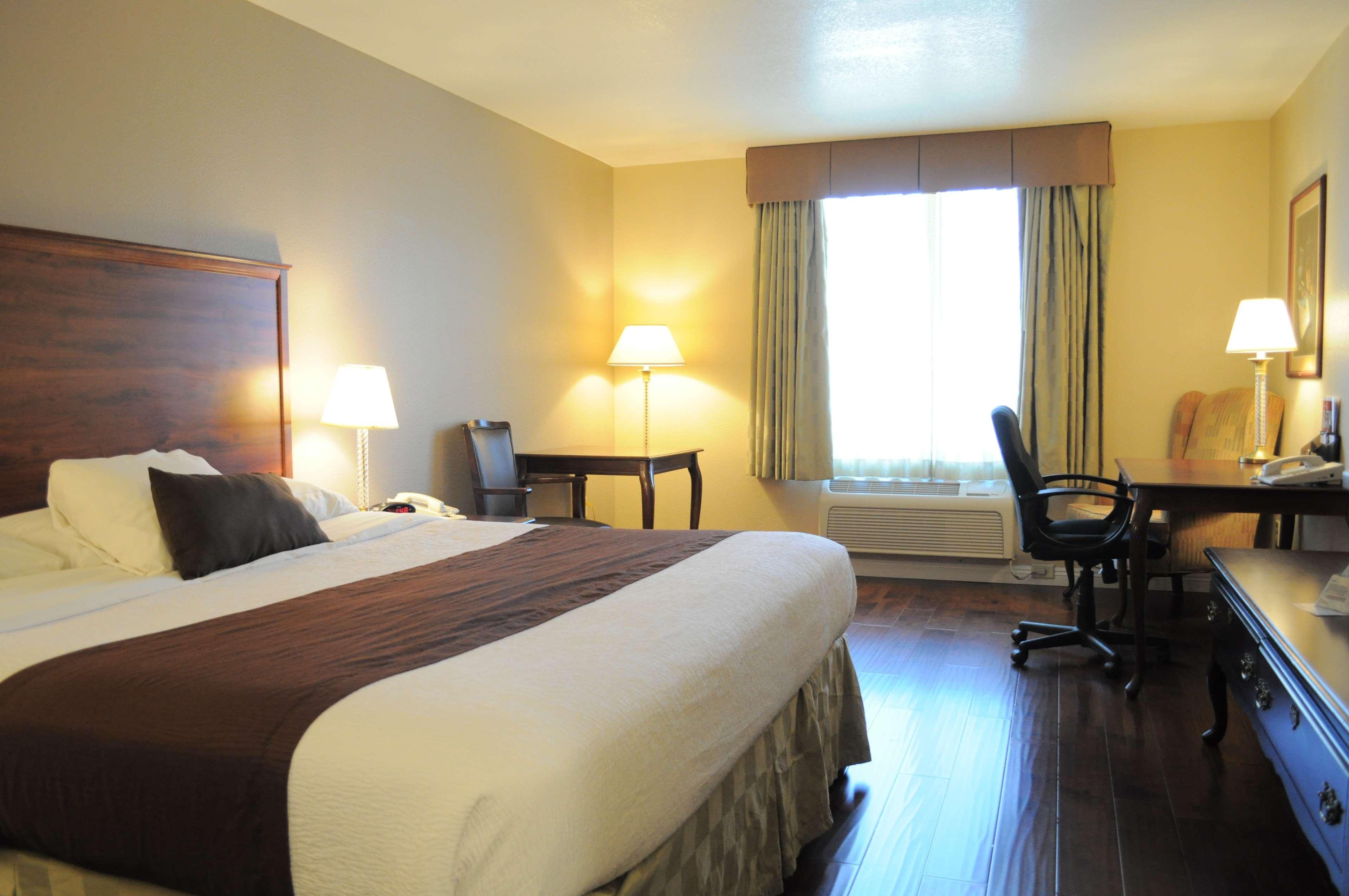 Western John Jay Inn&suites 3*
