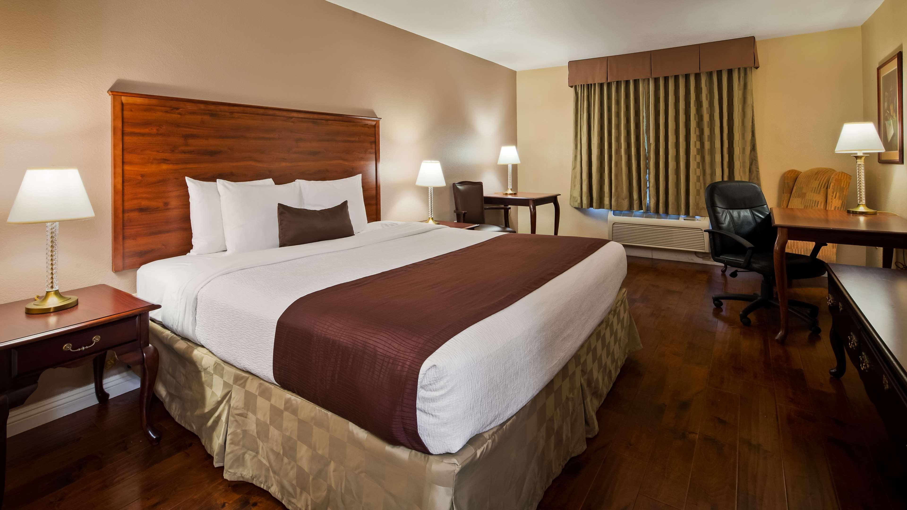 Hotel Western John Jay Inn&suites 3*