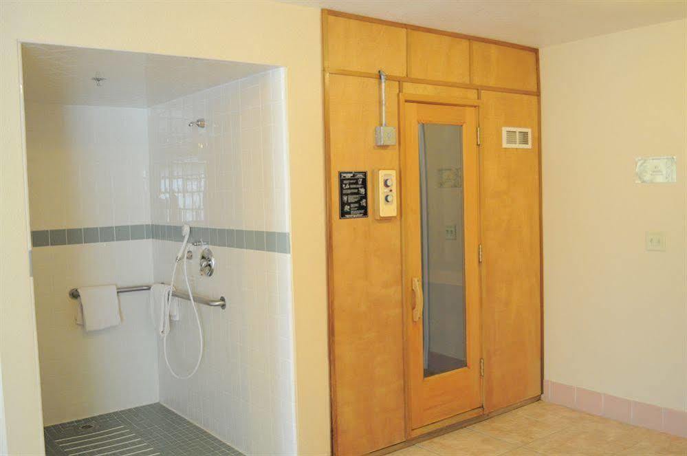 Western John Jay Inn&suites 3*