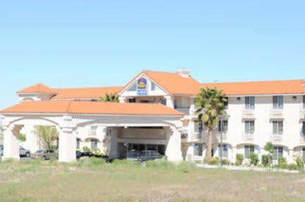 Western John Jay Inn&suites